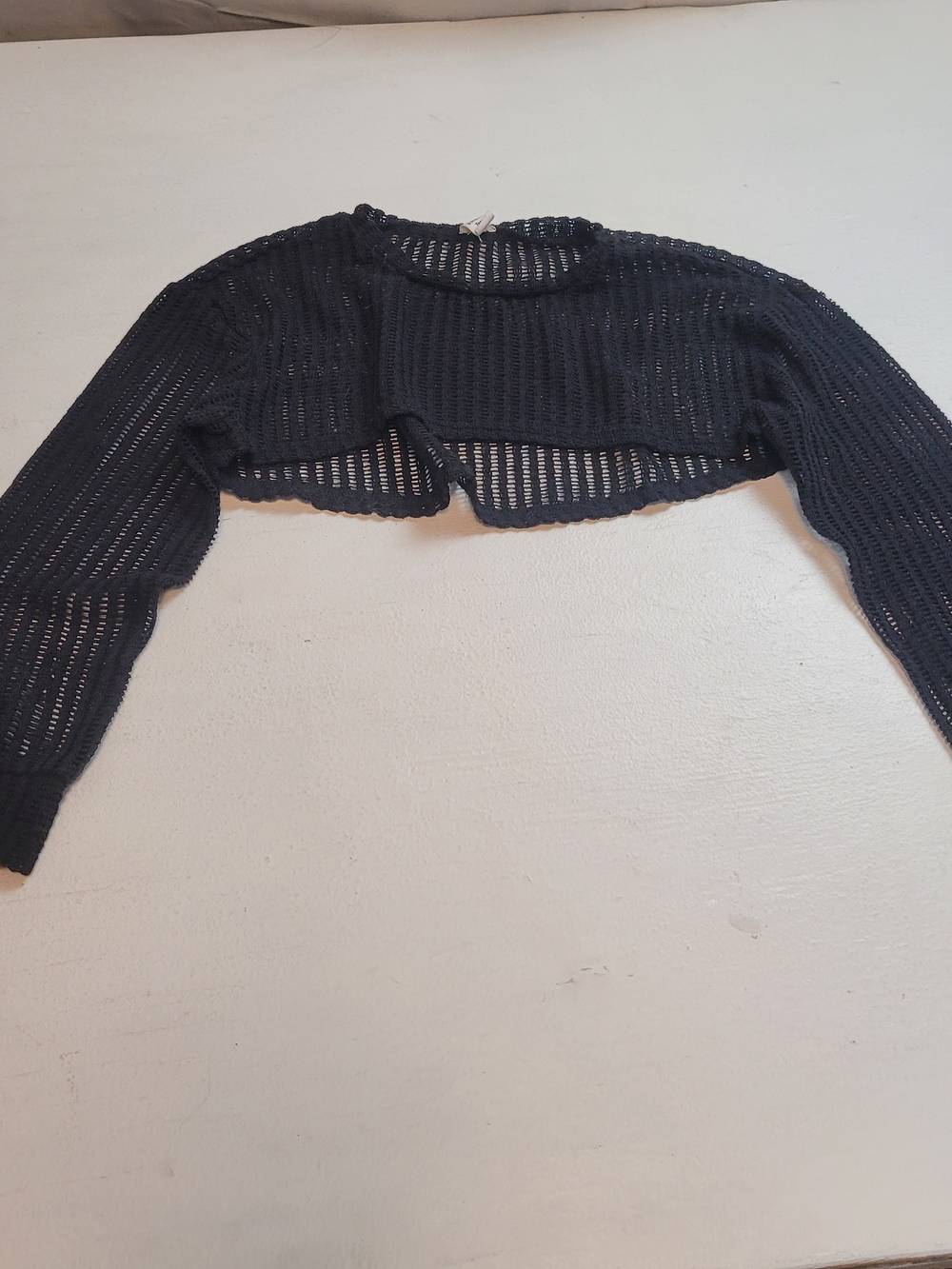 SHEIN Black Open-Knit Cropped Long Sleeve Top